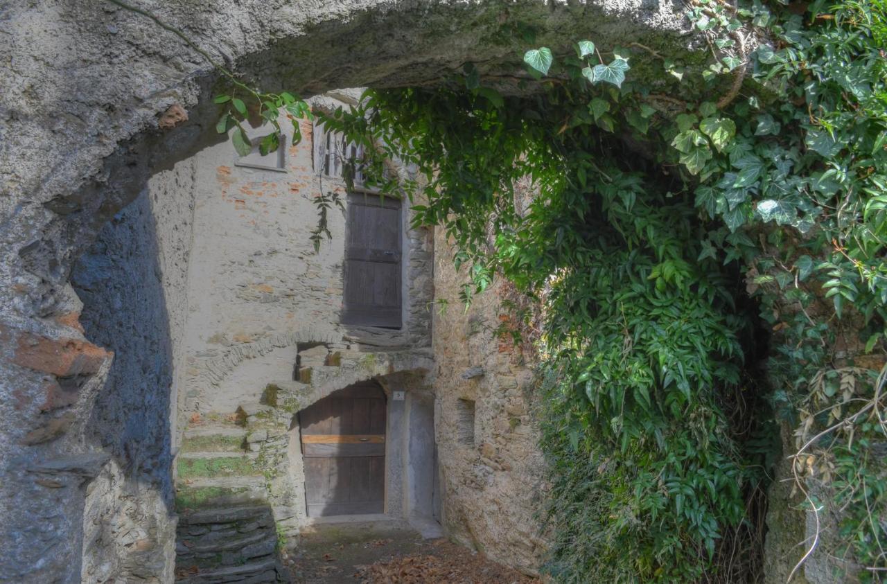 Antica Casa Del Canto Iara - Private Parking Calice Ligure 外观 照片